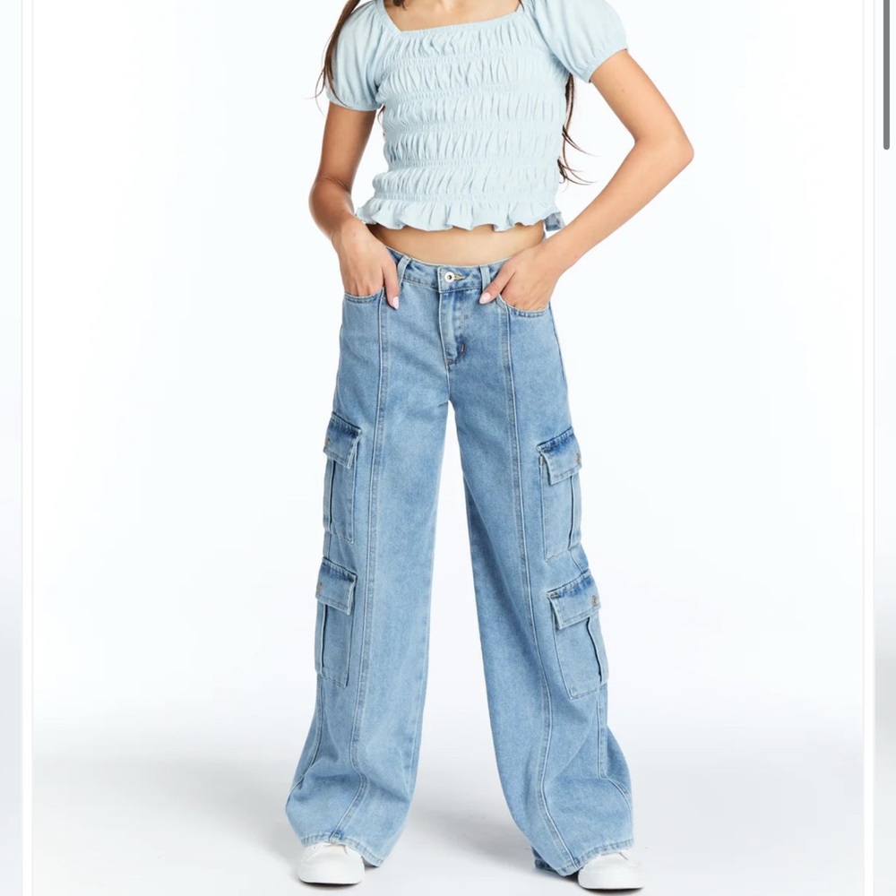 Tractr Cargo Wide Leg Straight Jeans Girls Size 10 Light Blue Denim